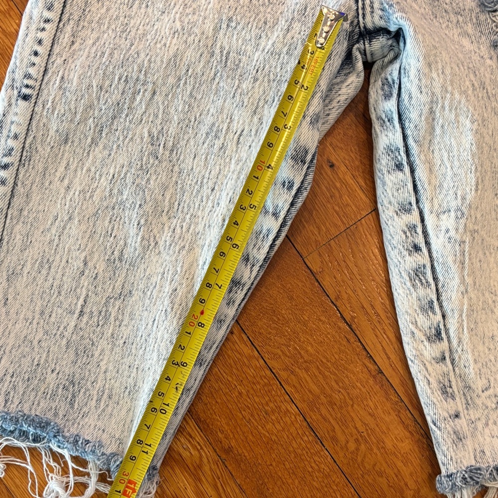 Traffic Light Wash Distressed High-Rise Boyfriend Jeans - Light Blue - Picture 12 of 12